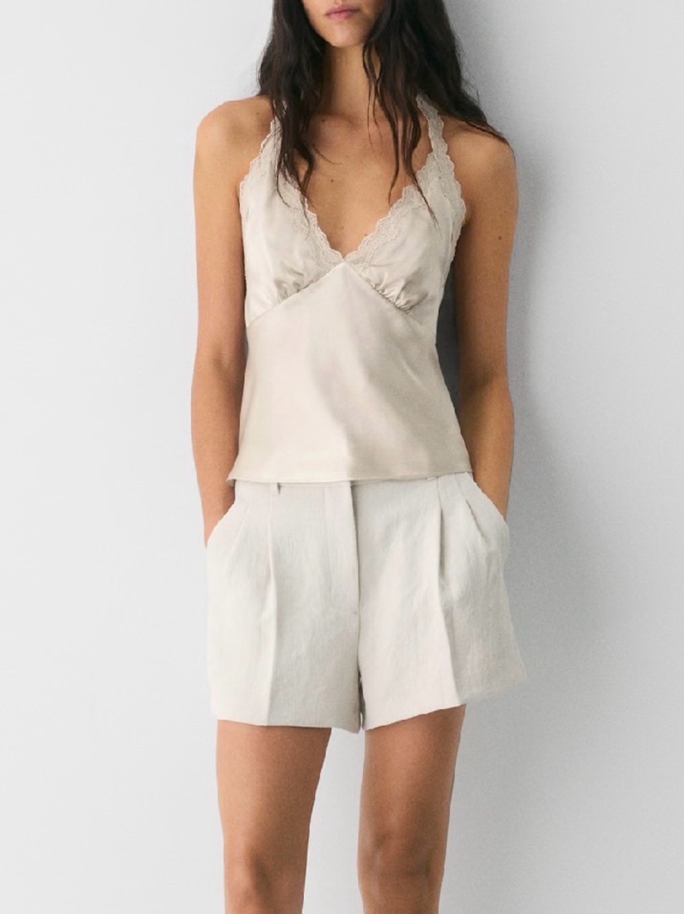 Aritzia Effortless Short- Mini- Crepette